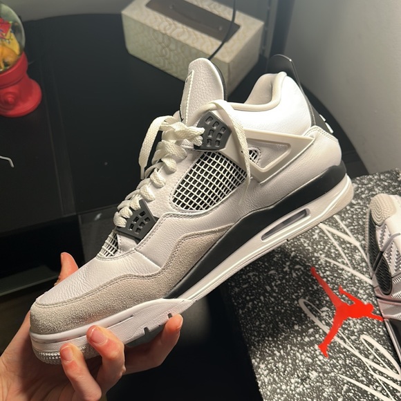 Jordan 4 military black size 14 - Picture 4 of 9